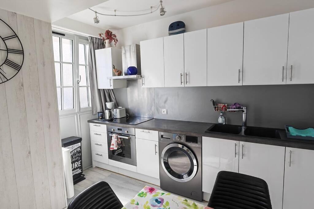 Appartement Cosy 2 Pieces Hyper Centre Rochefort  Exterior photo